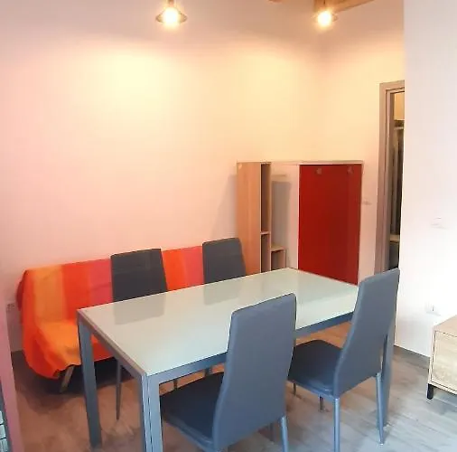 Casanuova Flat, Center Apartament Olbia