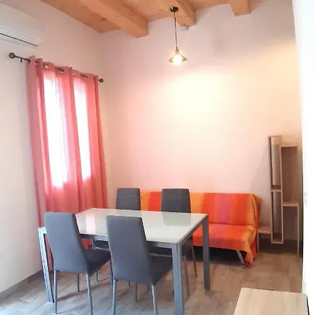 Casanuova Flat, Center * أولبيا