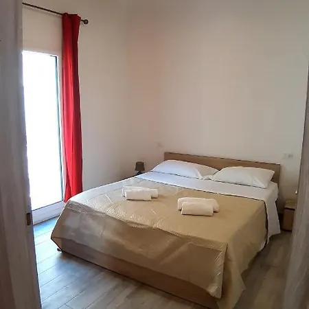 Casanuova Flat, Center Apartman *